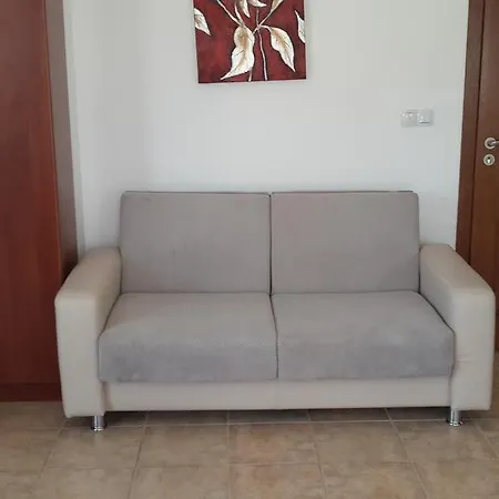 Donchevi ゲストハウス 3*