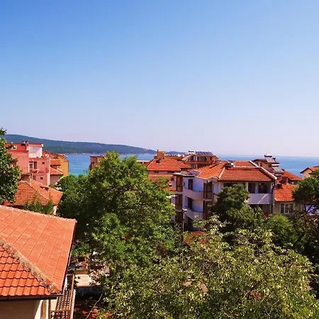 ゲストハウス Donchevi